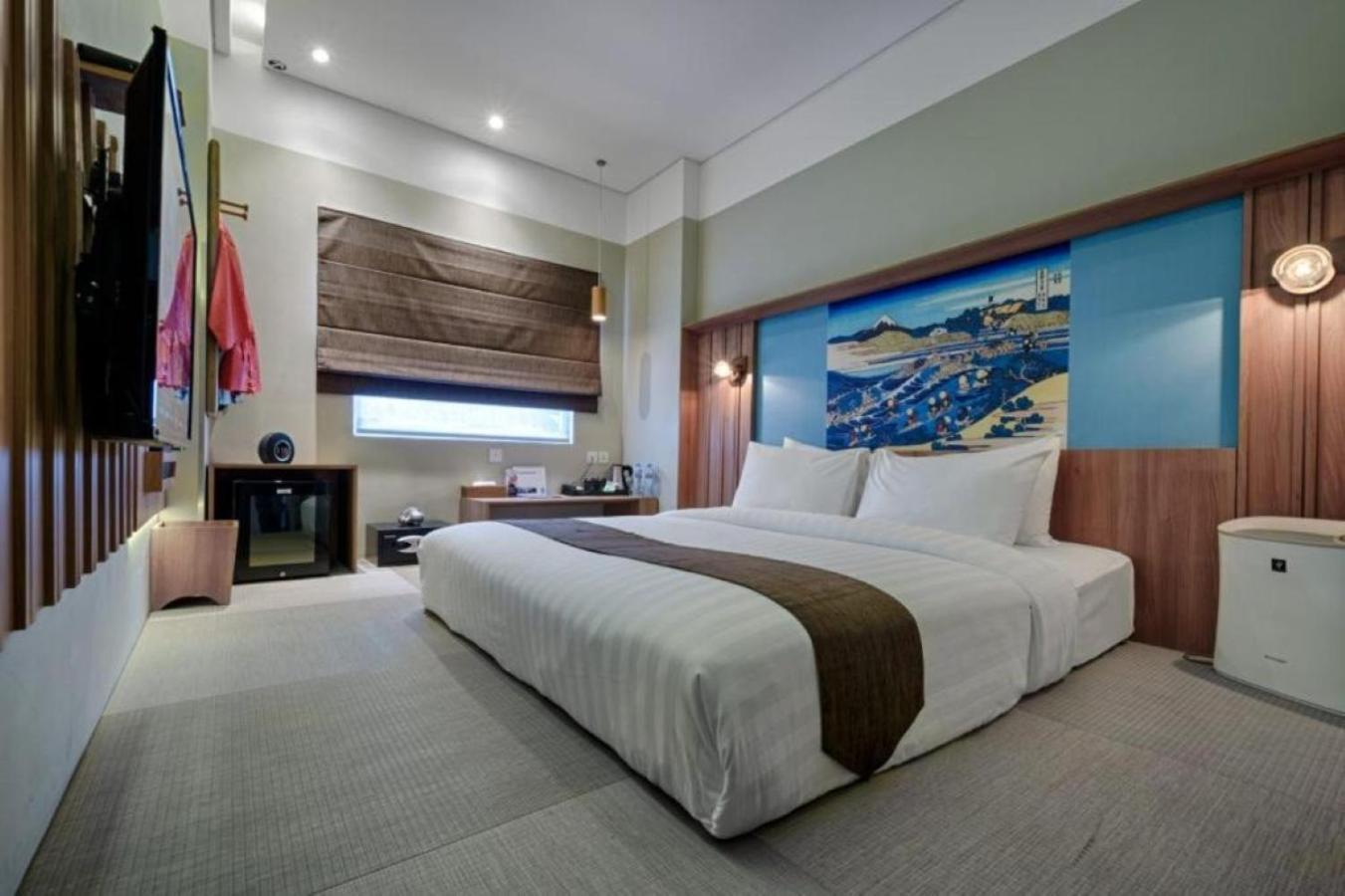 Kuretakeso Kemang Hotel Джакарта Екстер'єр фото