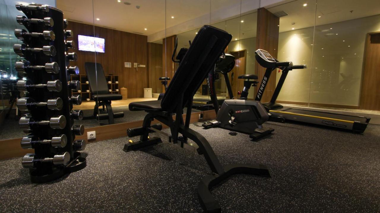 Kuretakeso Kemang Hotel Джакарта Екстер'єр фото