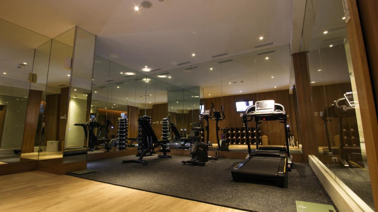 Kuretakeso Kemang Hotel Джакарта Екстер'єр фото